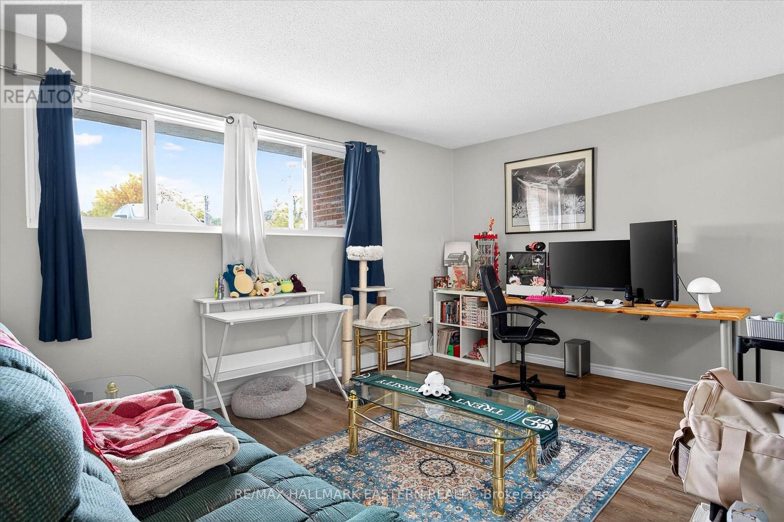 135 Lansdowne Street W, Peterborough (Otonabee Ward 1), Ontario  K9J 1Y2 - Photo 13 - X12474441