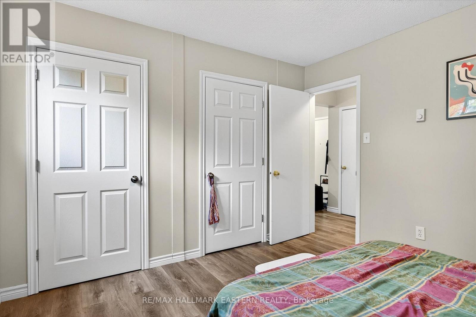 135 Lansdowne Street W, Peterborough (Otonabee Ward 1), Ontario  K9J 1Y2 - Photo 15 - X12474441