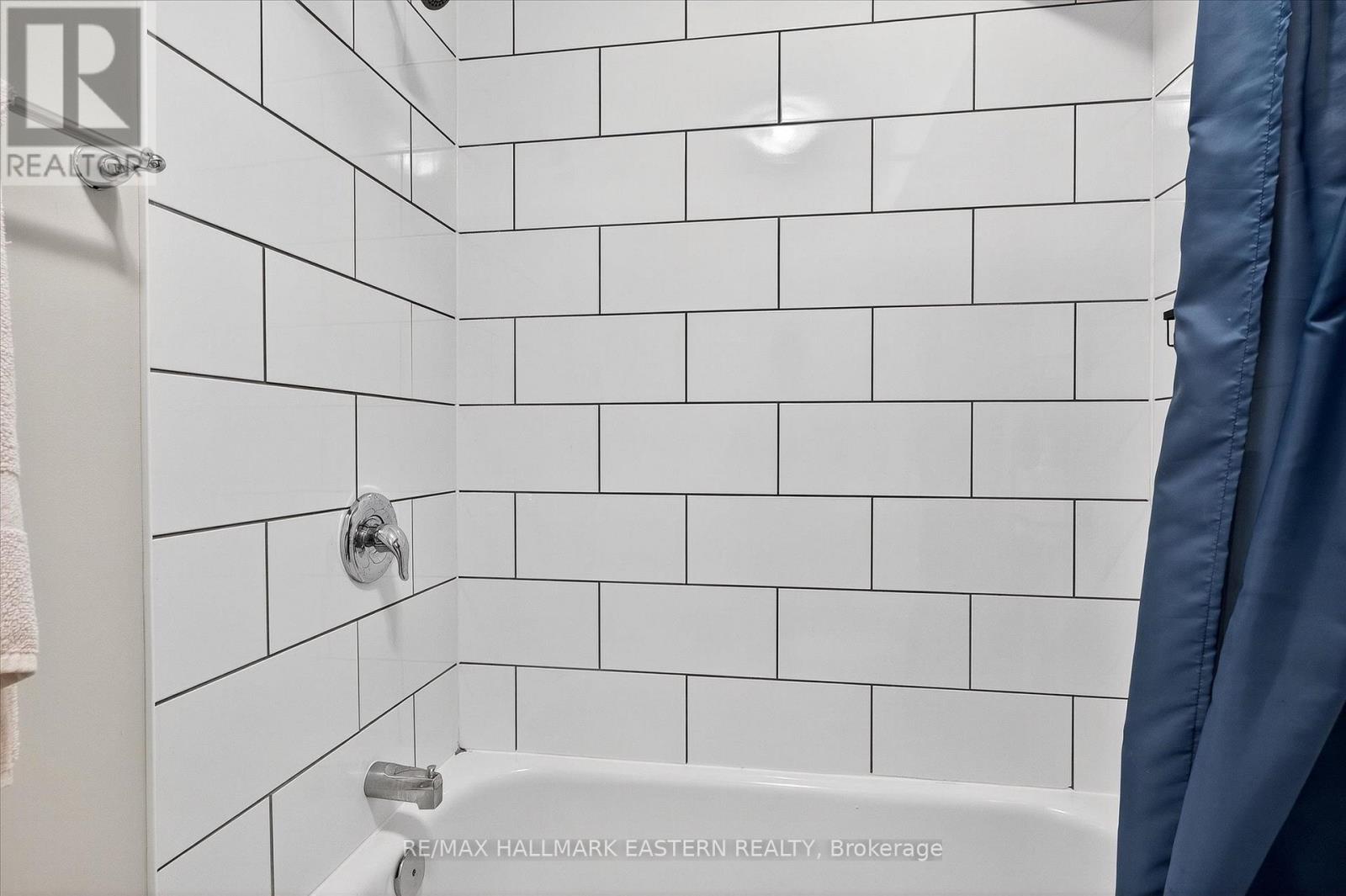 135 Lansdowne Street W, Peterborough (Otonabee Ward 1), Ontario  K9J 1Y2 - Photo 17 - X12474441