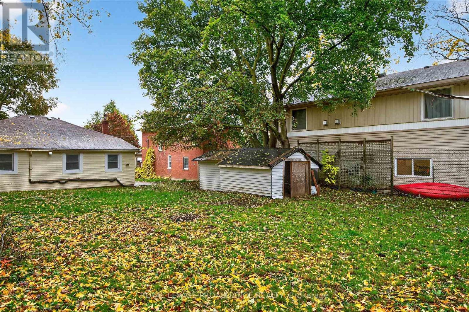 346 London Street, Peterborough (Town Ward 3), Ontario  K9H 2Z7 - Photo 37 - X12474483