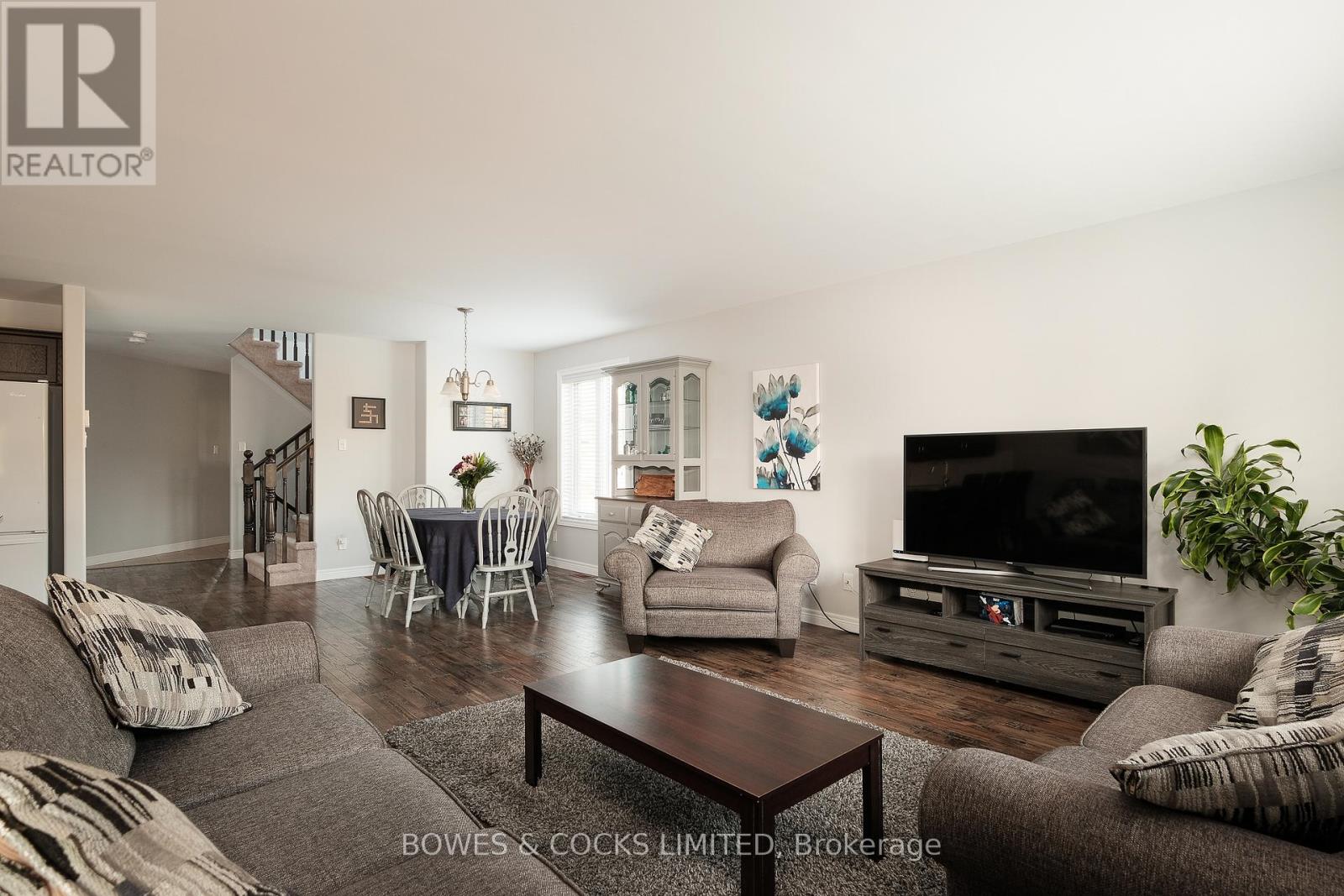 307 Louden Terrace, Peterborough (Monaghan Ward 2), Ontario  K9J 0C4 - Photo 11 - X12474716