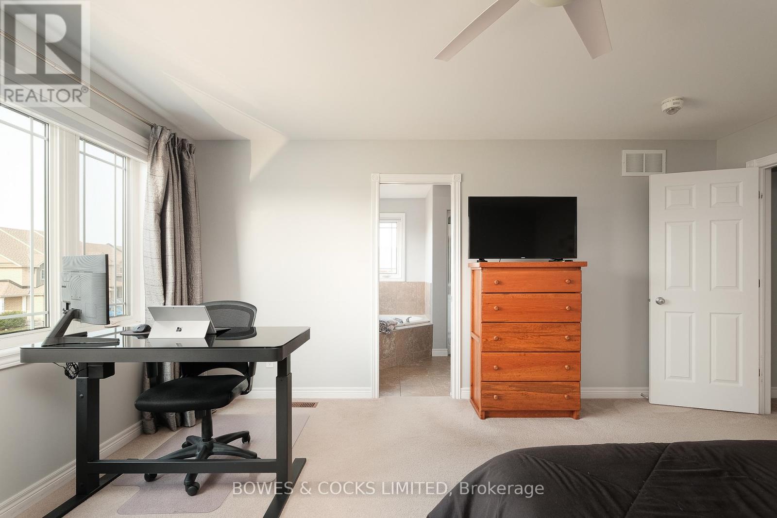 307 Louden Terrace, Peterborough (Monaghan Ward 2), Ontario  K9J 0C4 - Photo 16 - X12474716