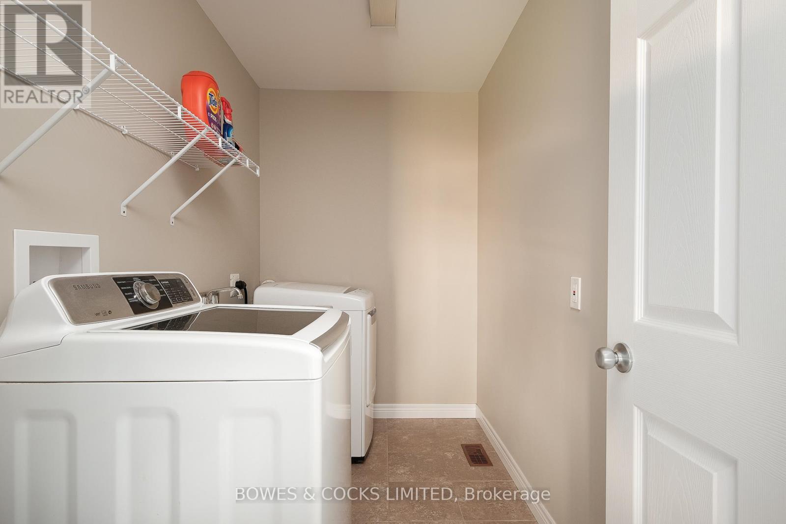 307 Louden Terrace, Peterborough (Monaghan Ward 2), Ontario  K9J 0C4 - Photo 20 - X12474716