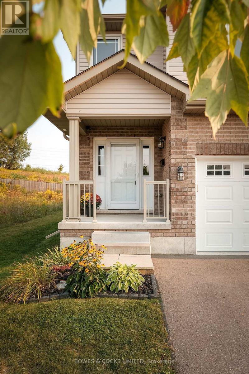 307 Louden Terrace, Peterborough (Monaghan Ward 2), Ontario  K9J 0C4 - Photo 3 - X12474716