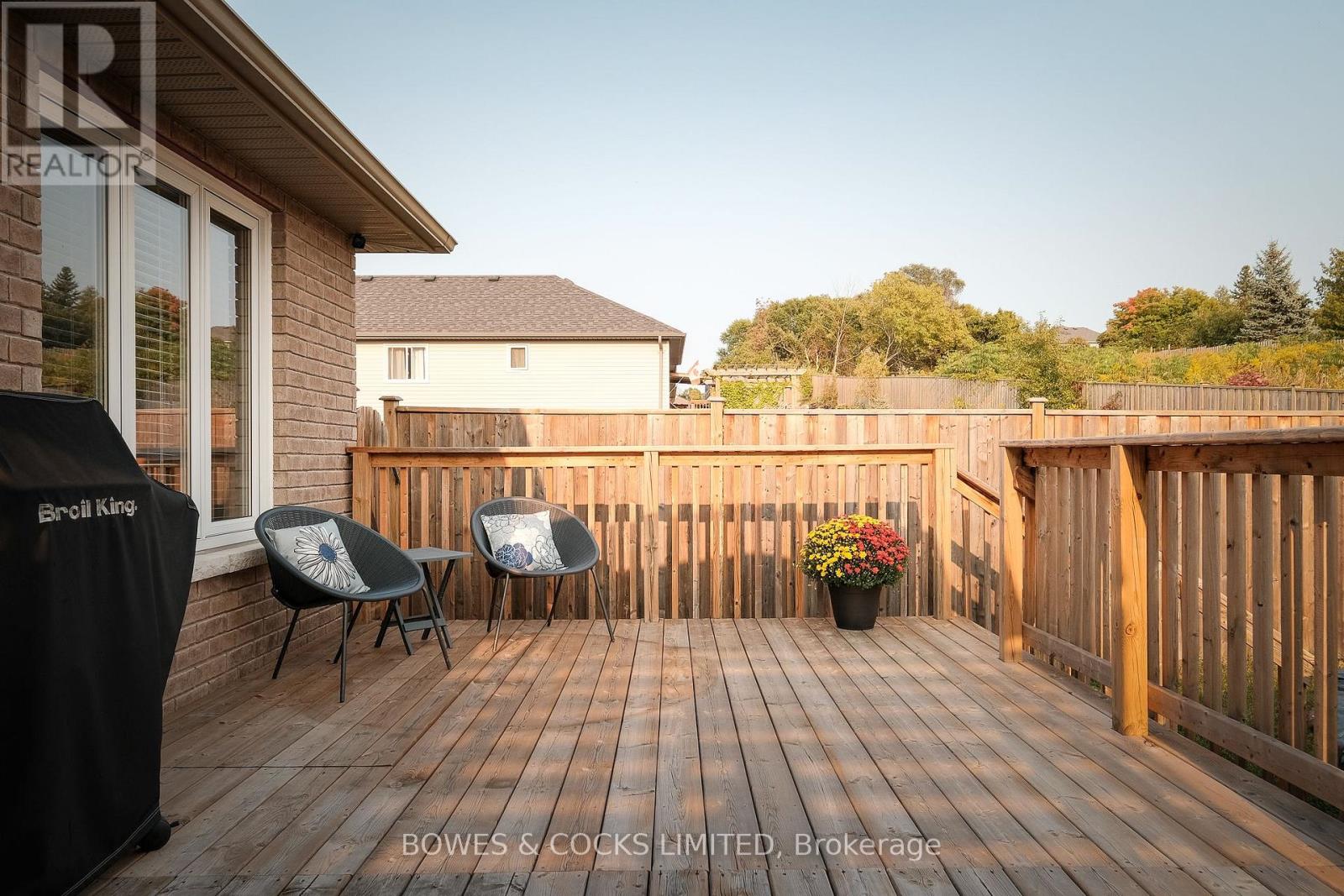 307 Louden Terrace, Peterborough (Monaghan Ward 2), Ontario  K9J 0C4 - Photo 33 - X12474716