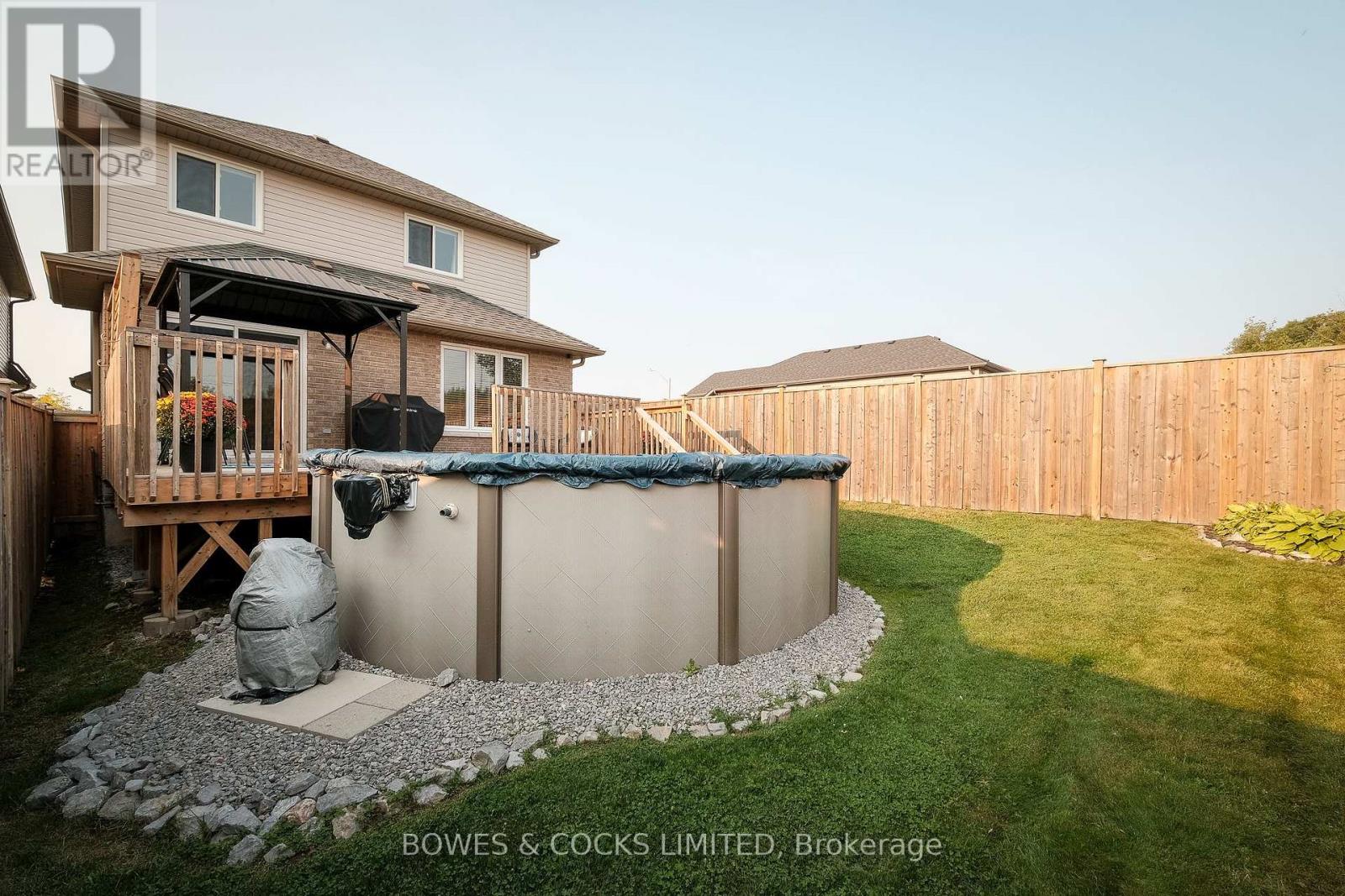 307 Louden Terrace, Peterborough (Monaghan Ward 2), Ontario  K9J 0C4 - Photo 38 - X12474716