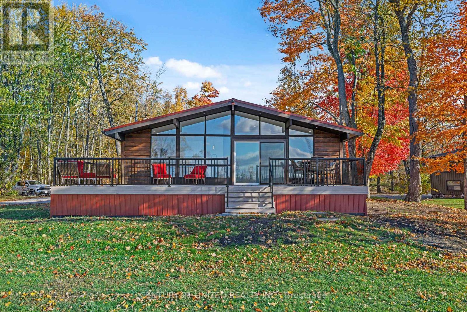 17 Rollie's Bay Road E, Curve Lake First Nation 35 (Curve Lake First Nation), Ontario  K0L 1R0 - Photo 6 - X12474858