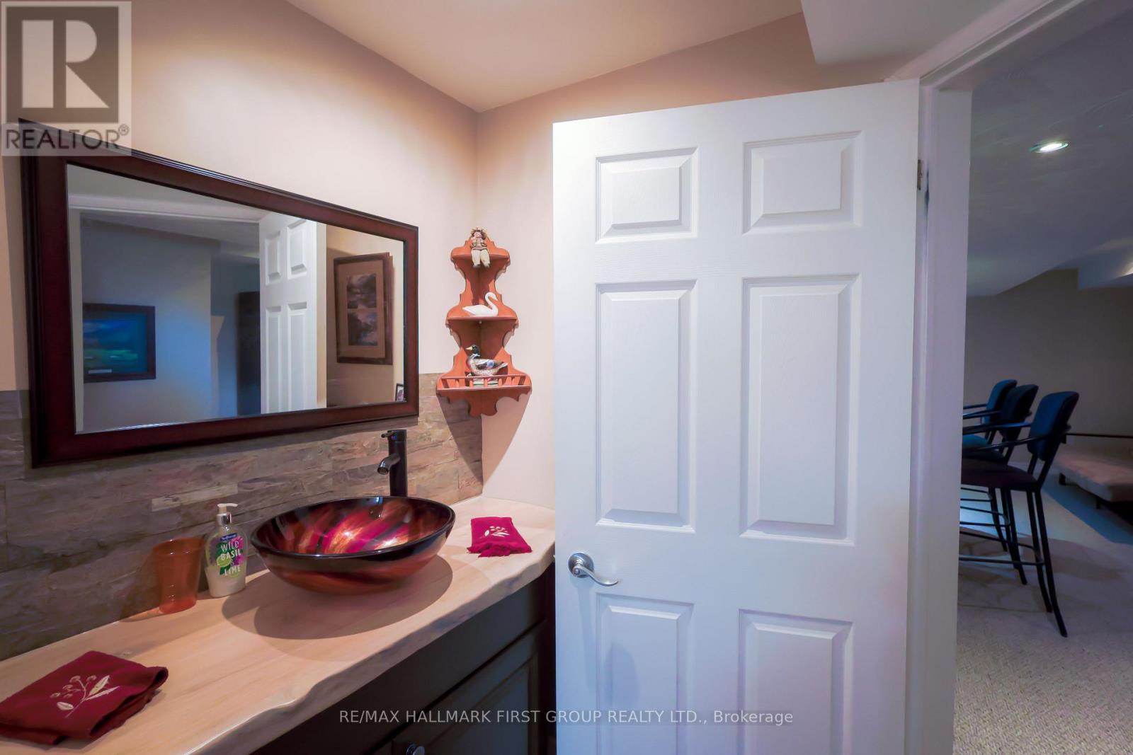 1856 Sherbrooke Street W, Cavan Monaghan (Cavan-Monaghan), Ontario  L0A 1G0 - Photo 20 - X12474707