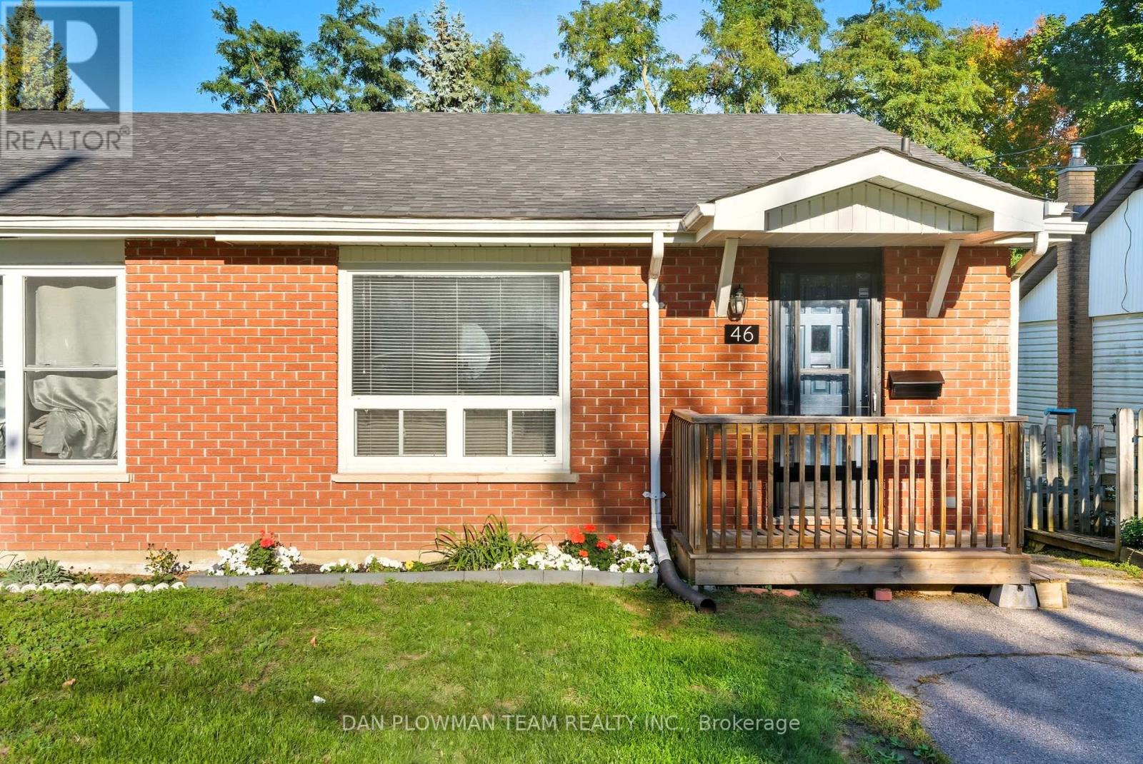 46 Alexander Avenue, Peterborough (Monaghan Ward 2), Ontario  K9J 6B4 - Photo 1 - X12474822