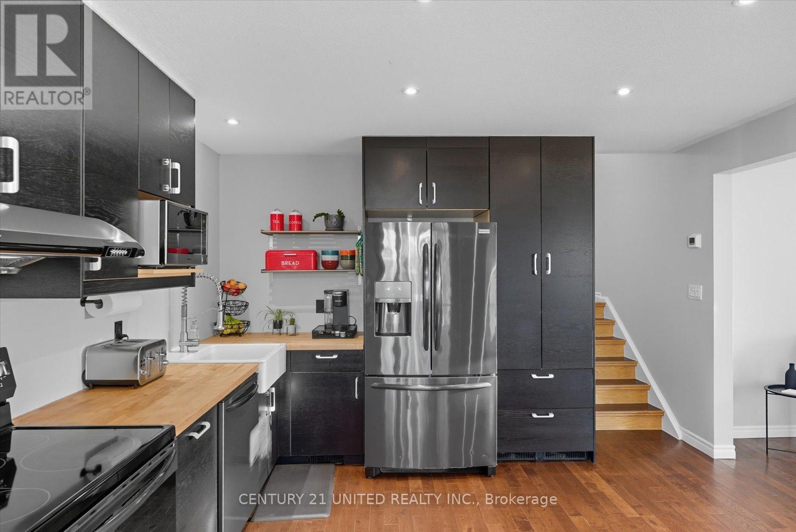 263 Riverview Heights, Peterborough (Ashburnham Ward 4), Ontario  K9J 1A9 - Photo 13 - X12475953