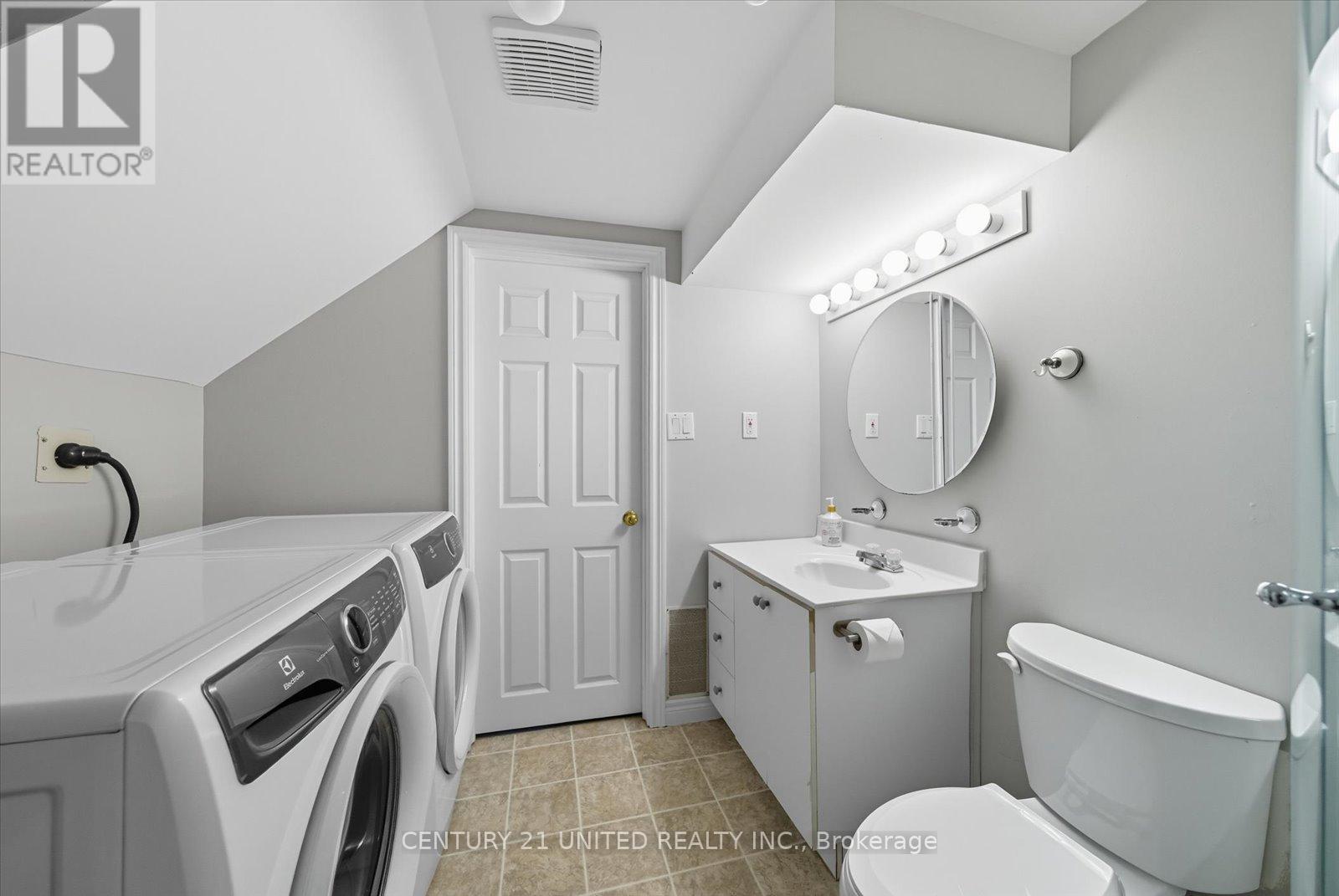 263 Riverview Heights, Peterborough (Ashburnham Ward 4), Ontario  K9J 1A9 - Photo 30 - X12475953