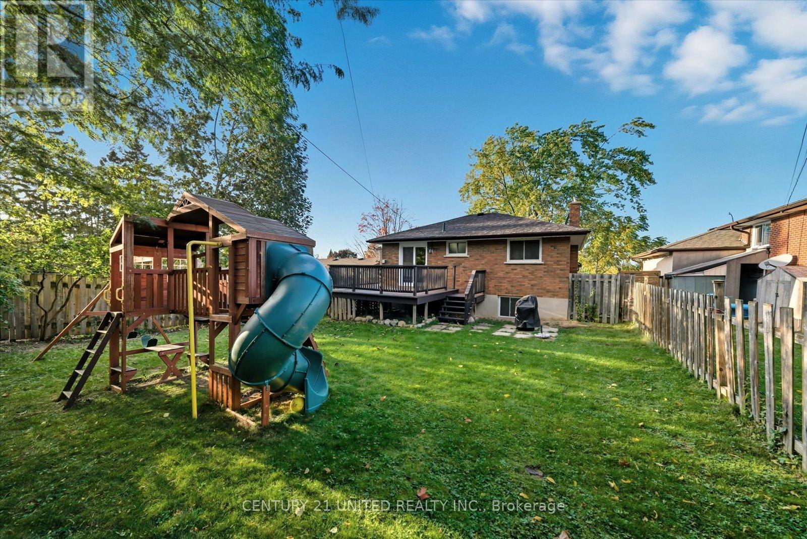 263 Riverview Heights, Peterborough (Ashburnham Ward 4), Ontario  K9J 1A9 - Photo 37 - X12475953