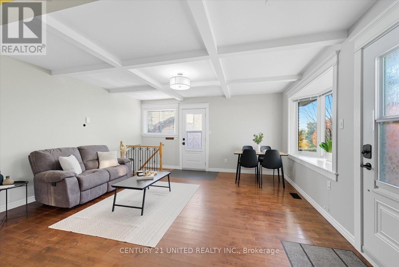 263 Riverview Heights, Peterborough (Ashburnham Ward 4), Ontario  K9J 1A9 - Photo 8 - X12475953