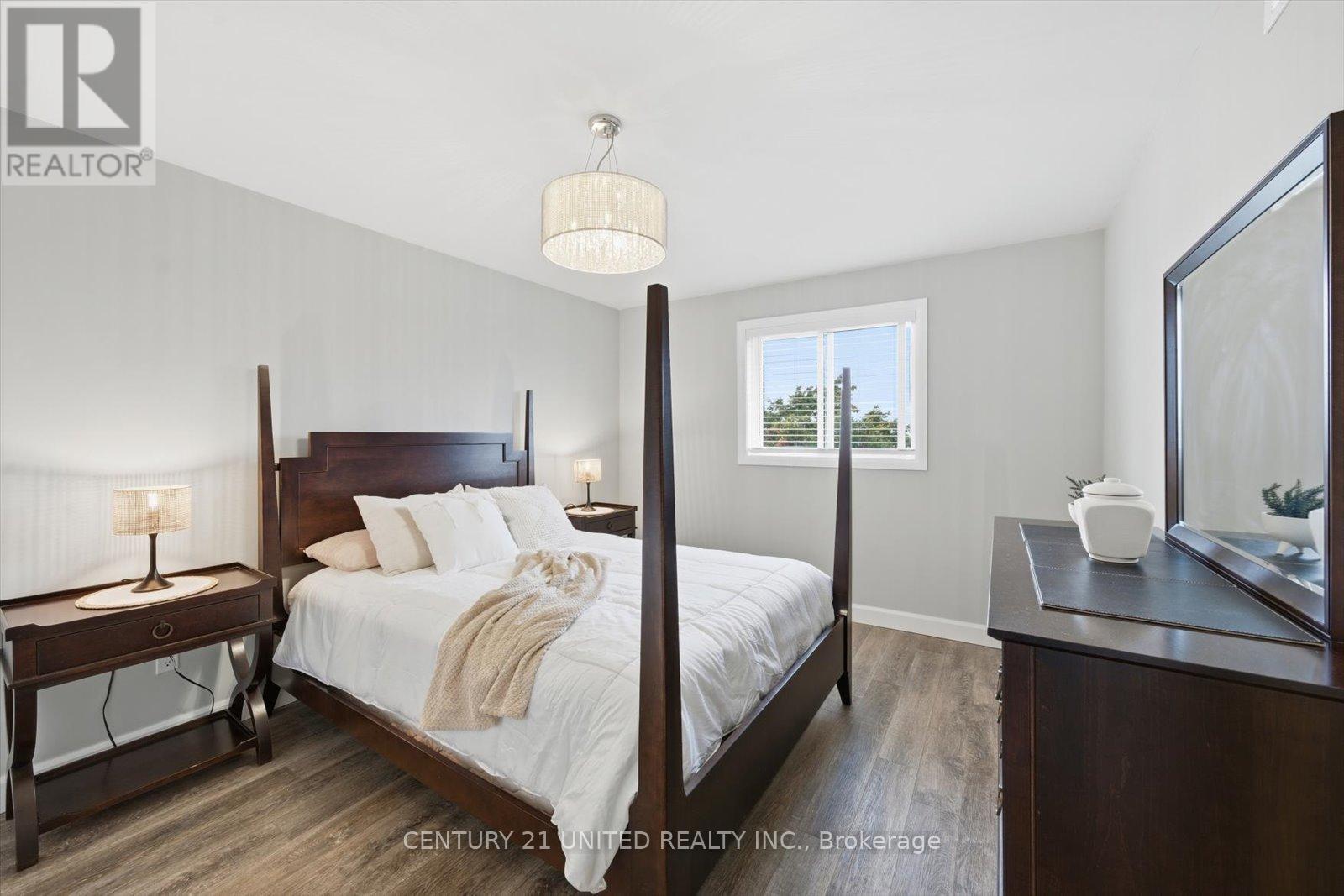 2339 Kawartha Heights Boulevard, Peterborough (Monaghan Ward 2), Ontario  K9K 1S4 - Photo 19 - X12476066