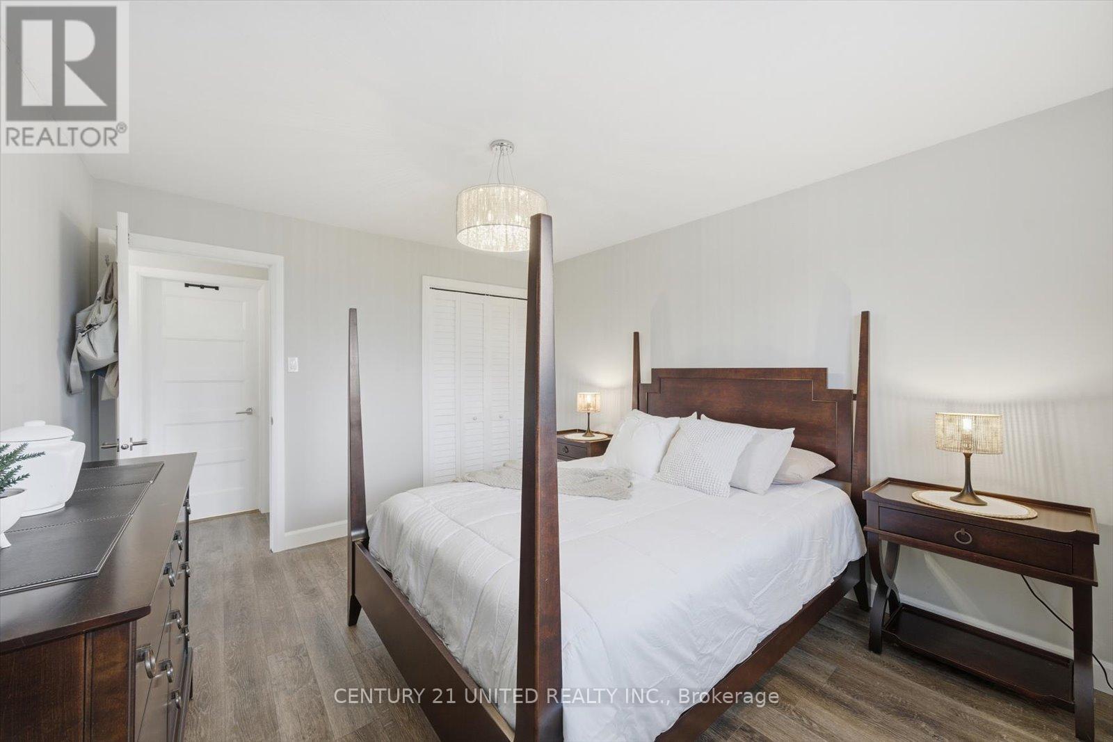 2339 Kawartha Heights Boulevard, Peterborough (Monaghan Ward 2), Ontario  K9K 1S4 - Photo 21 - X12476066