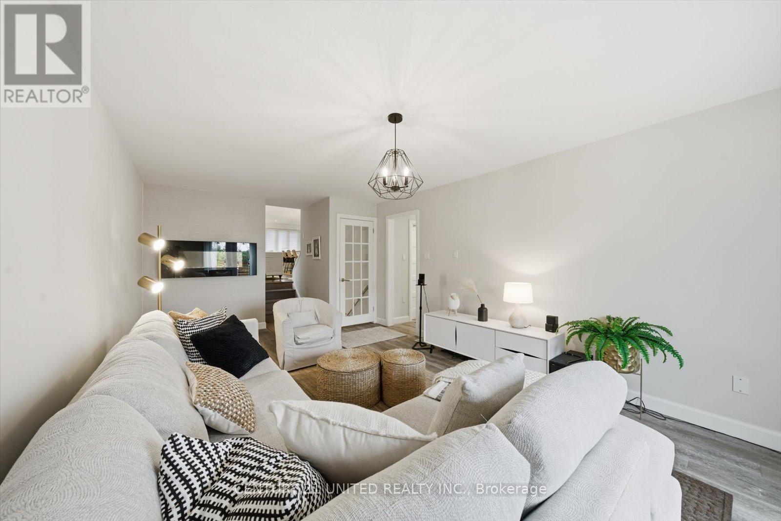 2339 Kawartha Heights Boulevard, Peterborough (Monaghan Ward 2), Ontario  K9K 1S4 - Photo 30 - X12476066