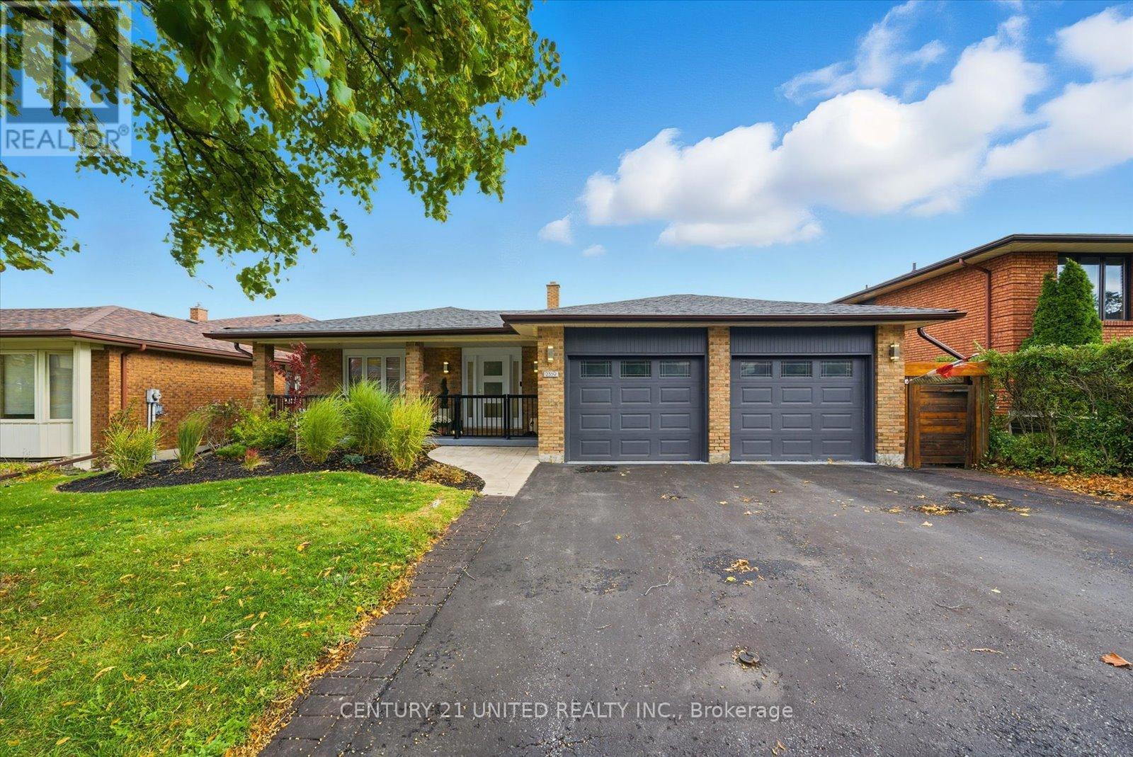 2339 Kawartha Heights Boulevard, Peterborough (Monaghan Ward 2), Ontario  K9K 1S4 - Photo 4 - X12476066