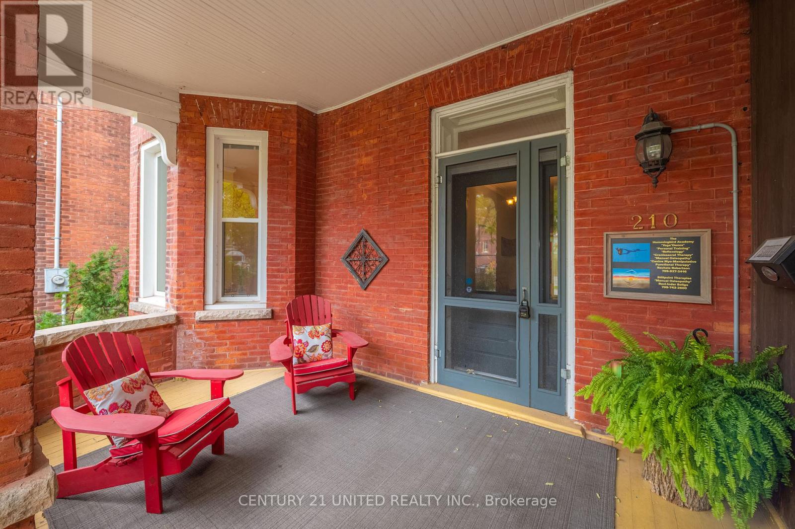 210 Mcdonnel Street, Peterborough (Town Ward 3), Ontario  K9H 2V9 - Photo 1 - X12476113