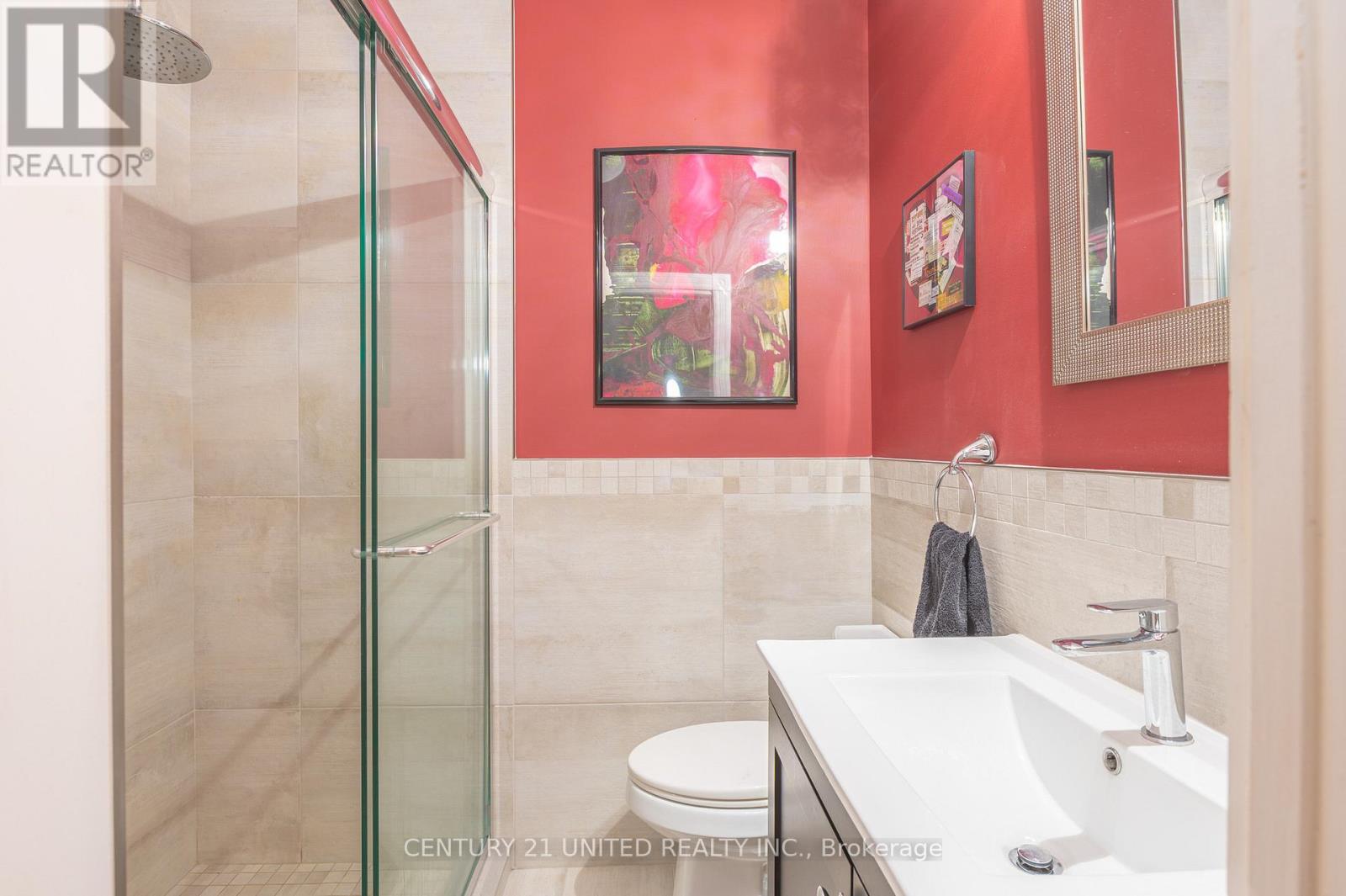 210 Mcdonnel Street, Peterborough (Town Ward 3), Ontario  K9H 2V9 - Photo 17 - X12476113