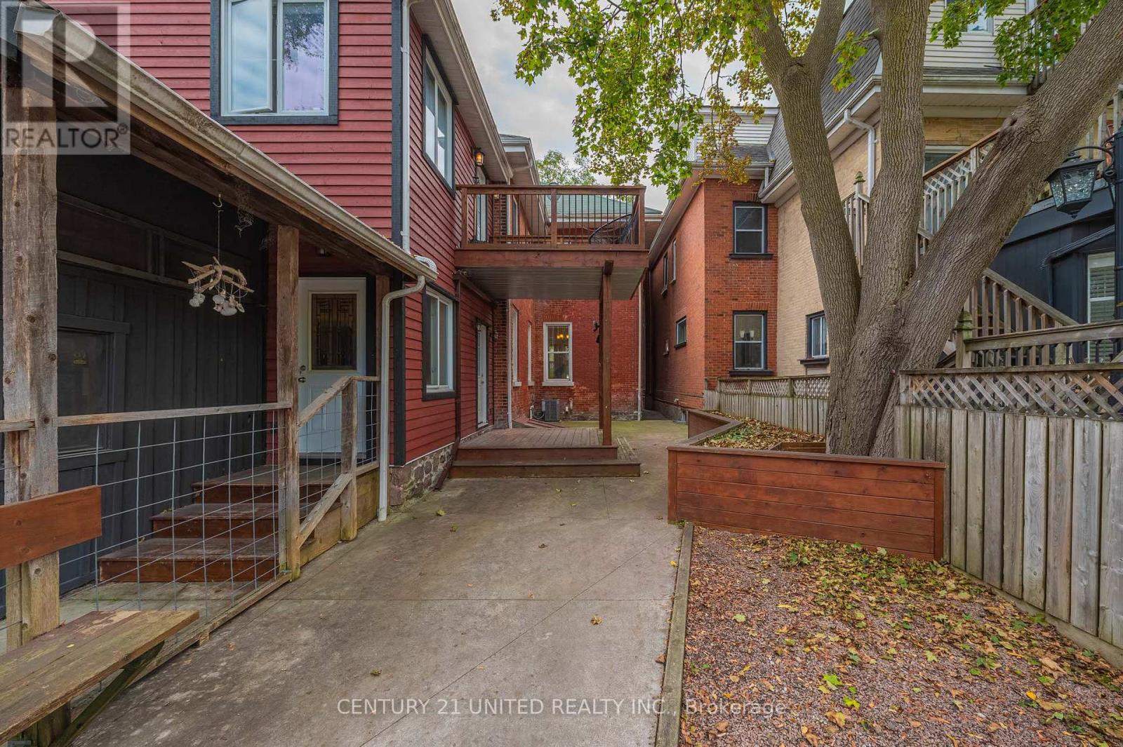 210 Mcdonnel Street, Peterborough (Town Ward 3), Ontario  K9H 2V9 - Photo 24 - X12476113