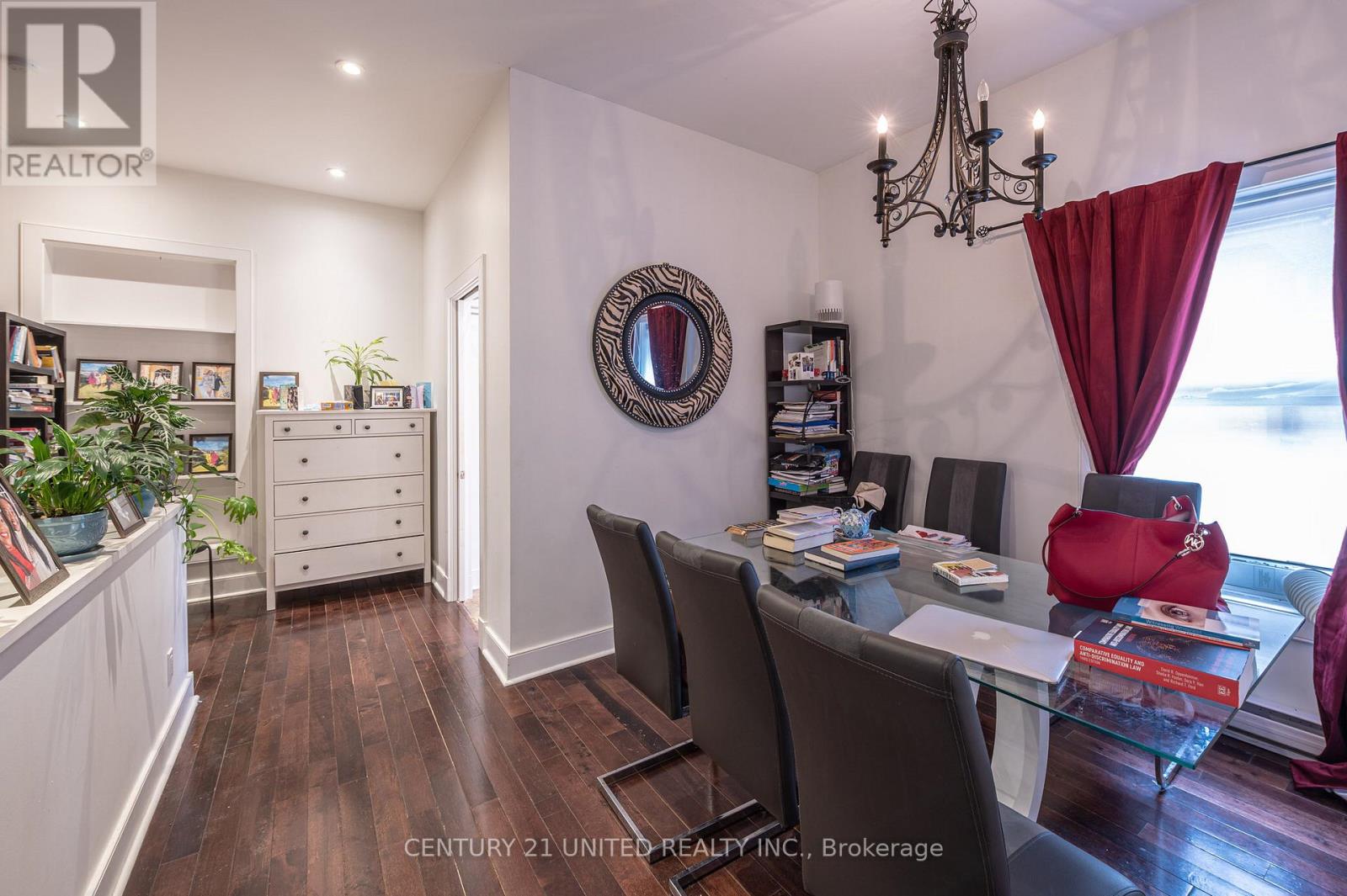 210 Mcdonnel Street, Peterborough (Town Ward 3), Ontario  K9H 2V9 - Photo 29 - X12476113