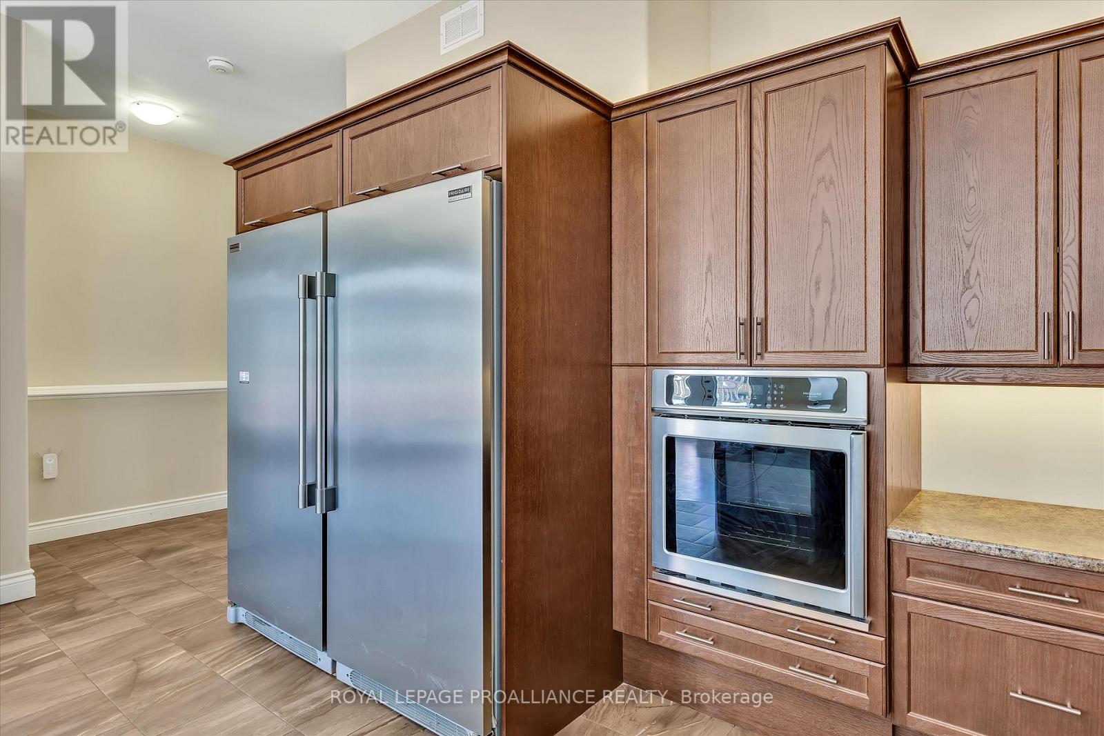 23 Brinton Drive, Peterborough (Otonabee Ward 1), Ontario  K9J 8S9 - Photo 13 - X12476114