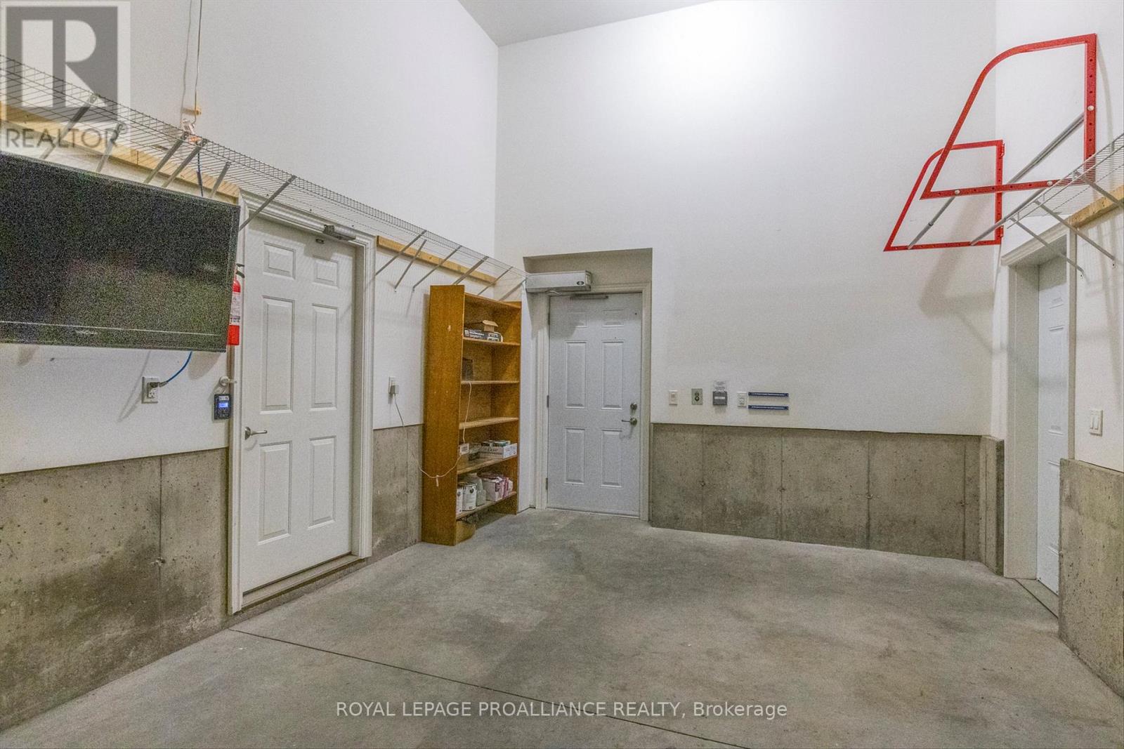 23 Brinton Drive, Peterborough (Otonabee Ward 1), Ontario  K9J 8S9 - Photo 36 - X12476114