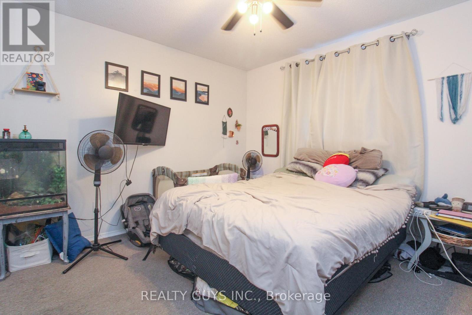 554 Crystal Drive, Peterborough (Ashburnham Ward 4), Ontario  K9J 8H5 - Photo 23 - X12476238