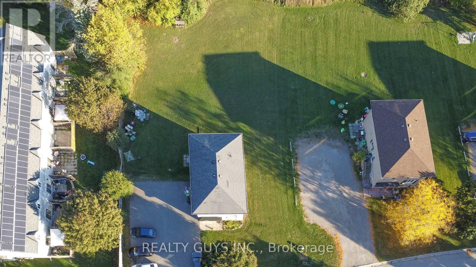 554 Crystal Drive, Peterborough (Ashburnham Ward 4), Ontario  K9J 8H5 - Photo 3 - X12476238