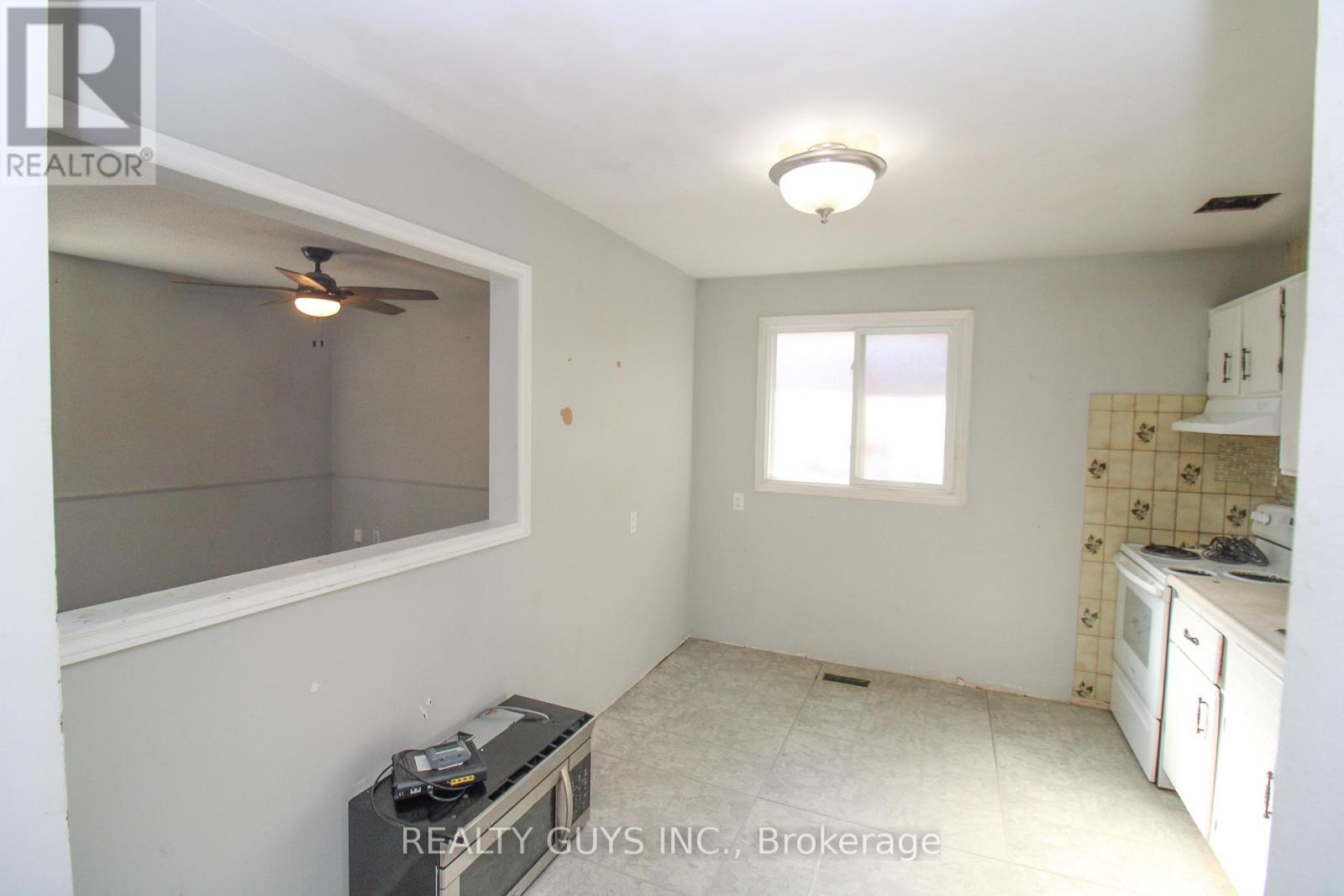 290 Mcfarlane Street, Peterborough (Ashburnham Ward 4), Ontario  K9H 1K4 - Photo 10 - X12476246