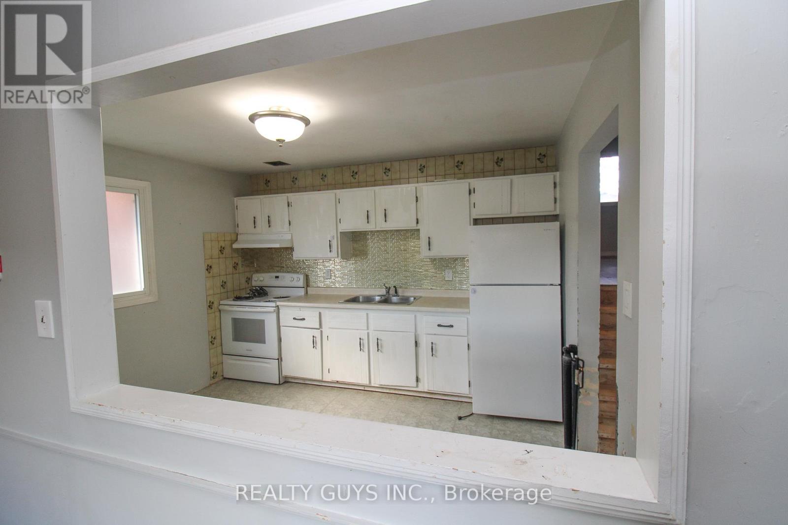 290 Mcfarlane Street, Peterborough (Ashburnham Ward 4), Ontario  K9H 1K4 - Photo 16 - X12476246