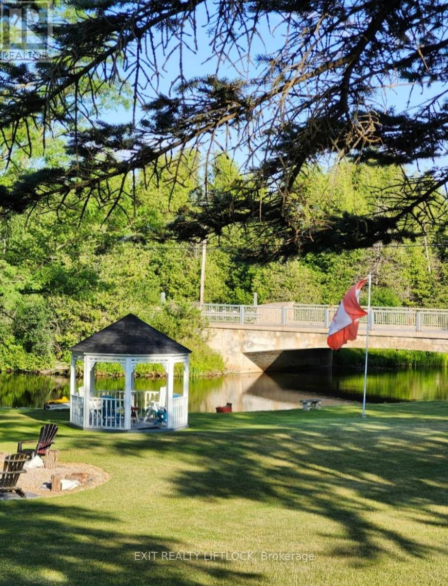 544 County Road 8, Douro-Dummer, Ontario  K0L 2H0 - Photo 43 - X12476524