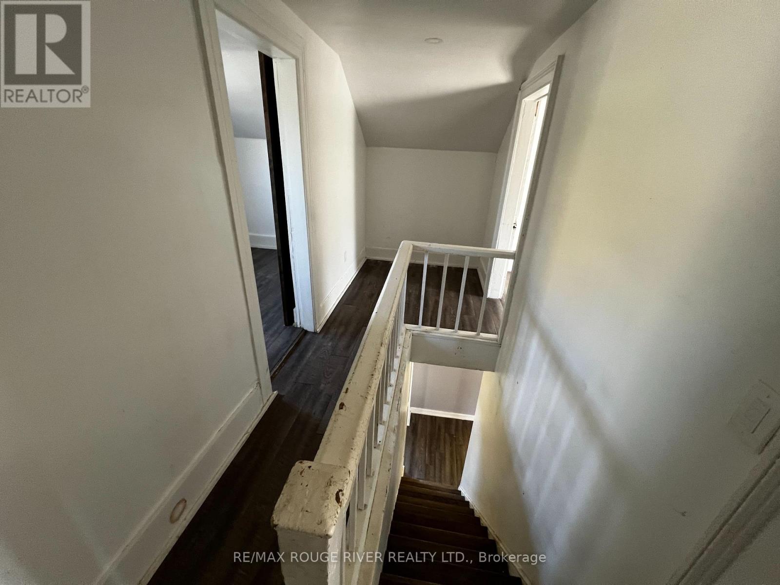 88 King Street, Kawartha Lakes (Lindsay), Ontario  K9V 1C9 - Photo 12 - X12476947