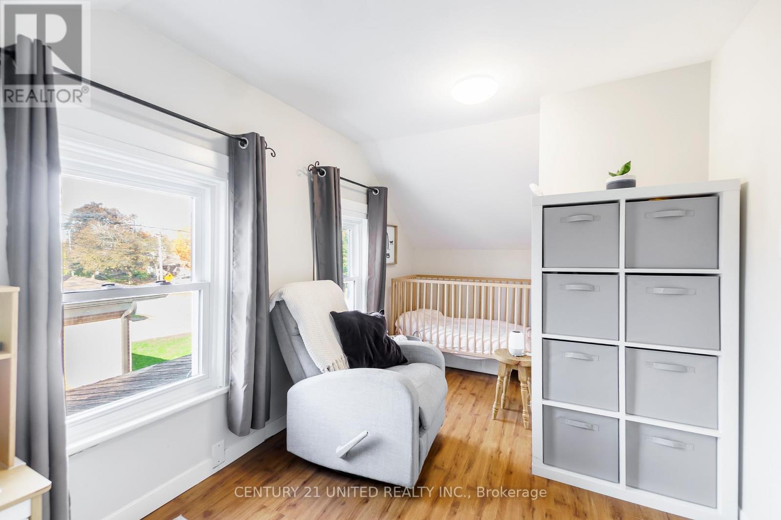 120 Elgin Street, Kawartha Lakes (Lindsay), Ontario  K9V 3W9 - Photo 17 - X12477046