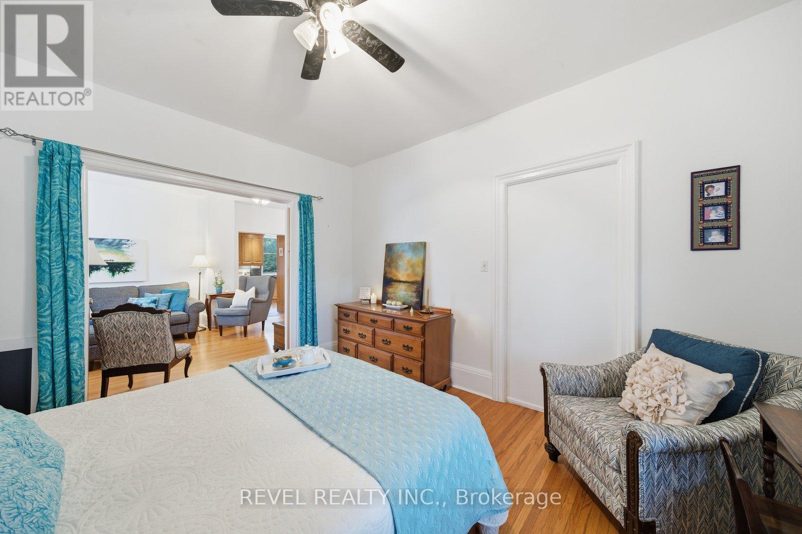 94 Elgin Street, Kawartha Lakes (Lindsay), Ontario  K9V 3W7 - Photo 21 - X12477359