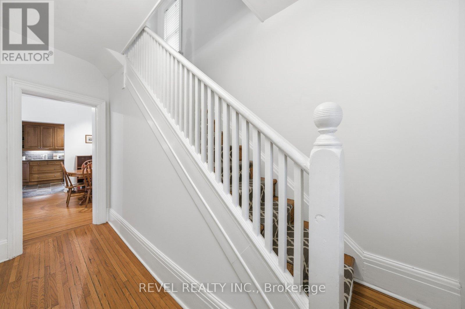 94 Elgin Street, Kawartha Lakes (Lindsay), Ontario  K9V 3W7 - Photo 25 - X12477359