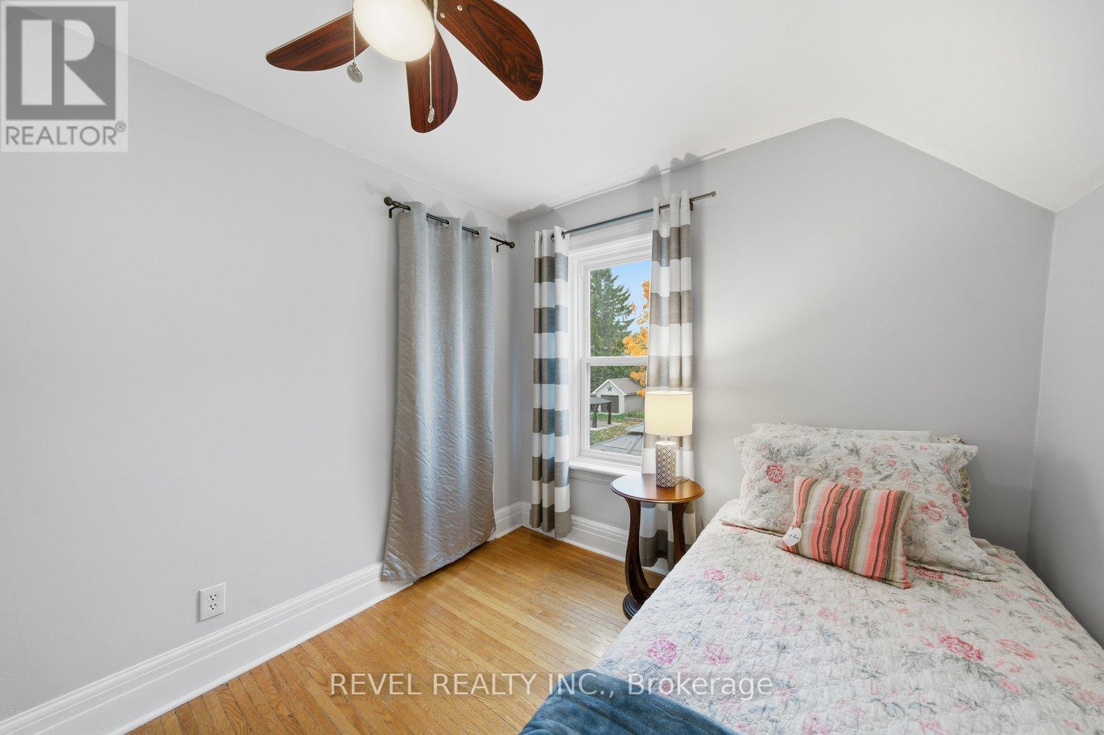 94 Elgin Street, Kawartha Lakes (Lindsay), Ontario  K9V 3W7 - Photo 27 - X12477359