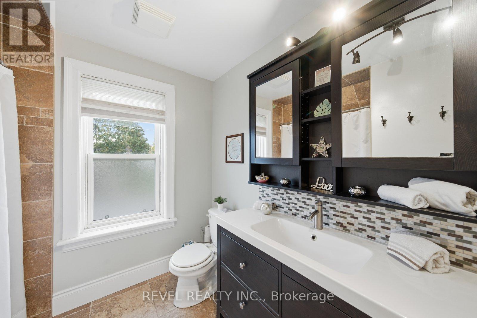 94 Elgin Street, Kawartha Lakes (Lindsay), Ontario  K9V 3W7 - Photo 29 - X12477359