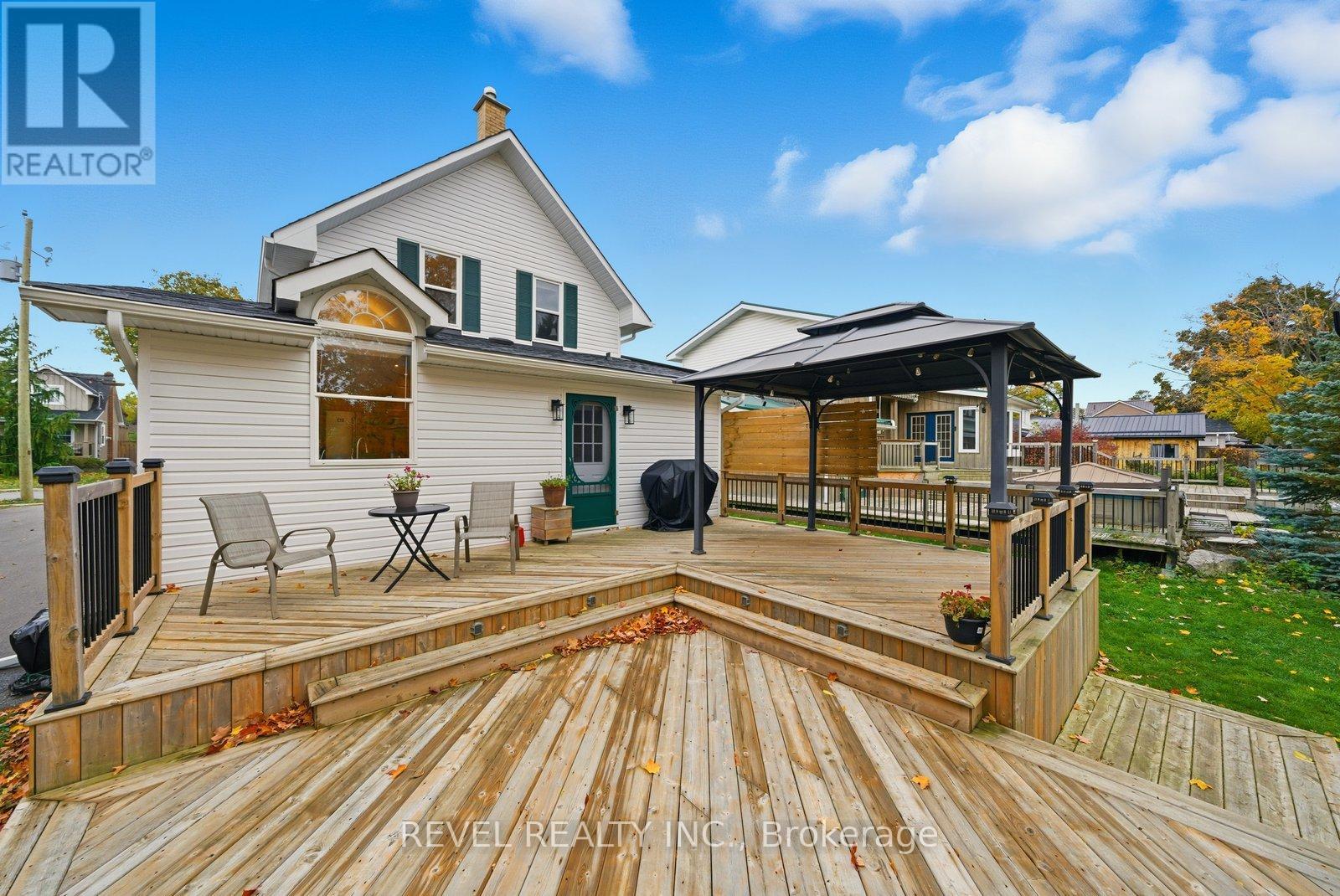 94 Elgin Street, Kawartha Lakes (Lindsay), Ontario  K9V 3W7 - Photo 36 - X12477359