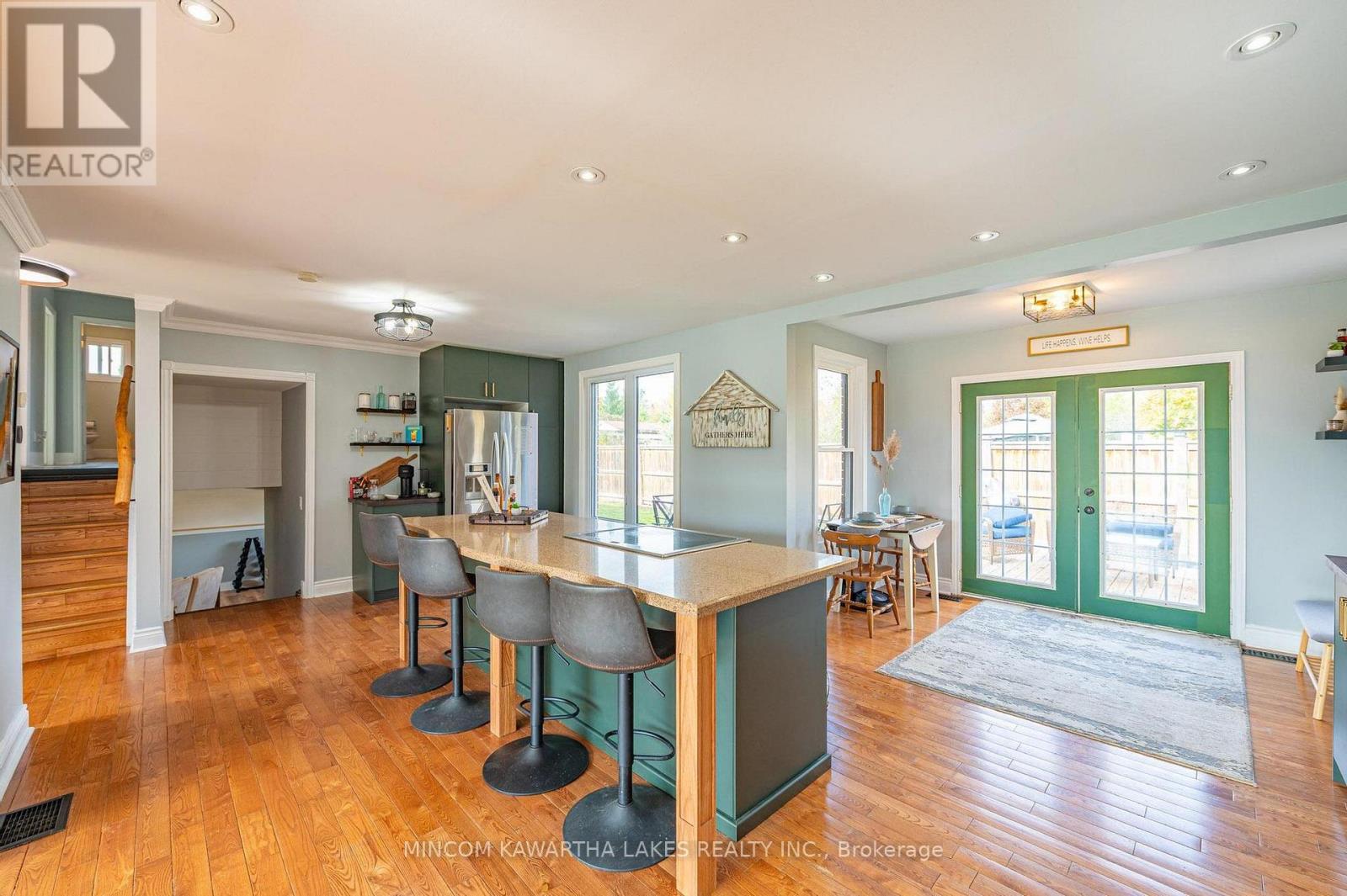 944 Blue Jay Street, Cavan Monaghan (Cavan Twp), Ontario  L0A 1C0 - Photo 10 - X12477636