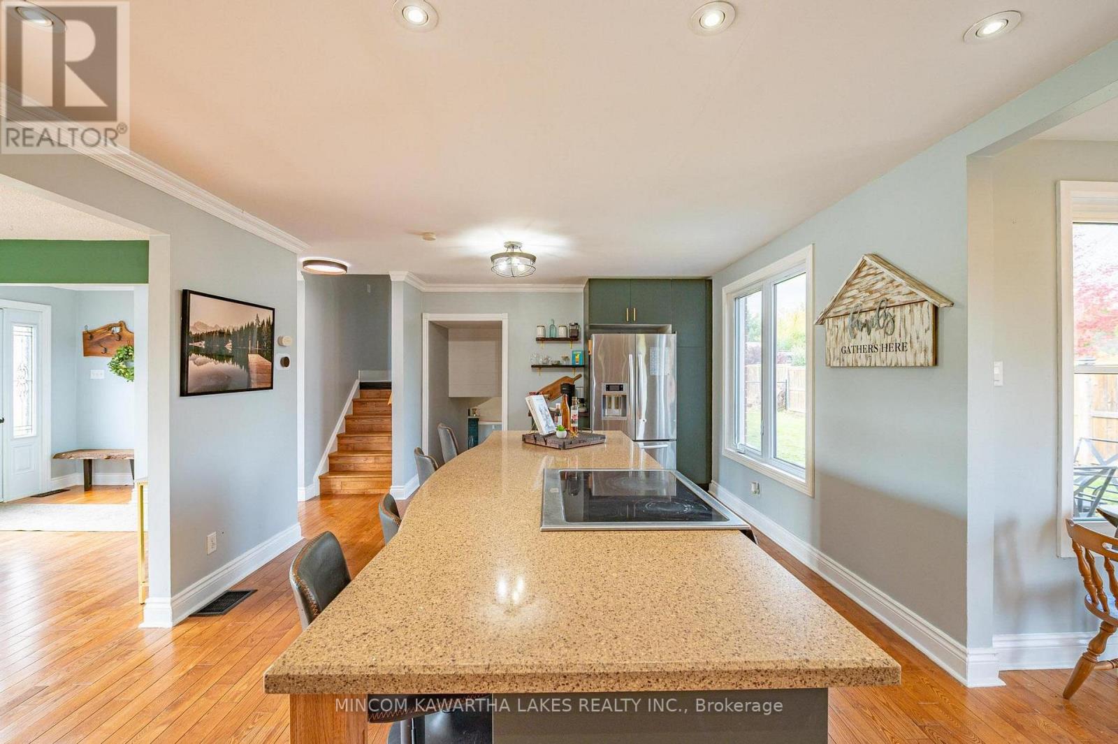 944 Blue Jay Street, Cavan Monaghan (Cavan Twp), Ontario  L0A 1C0 - Photo 12 - X12477636