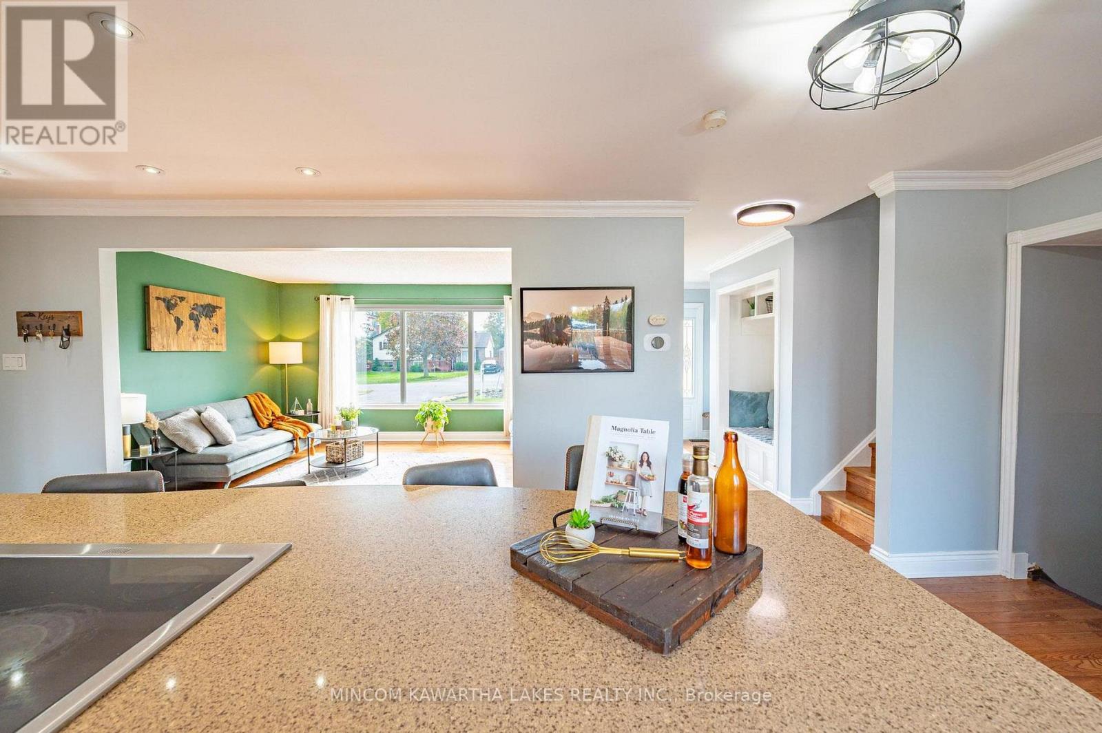 944 Blue Jay Street, Cavan Monaghan (Cavan Twp), Ontario  L0A 1C0 - Photo 14 - X12477636