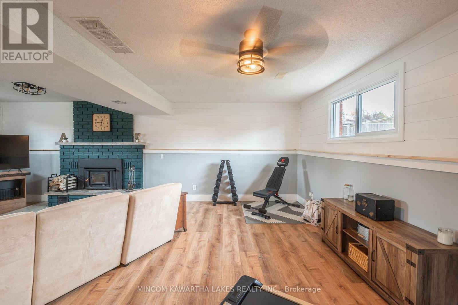 944 Blue Jay Street, Cavan Monaghan (Cavan Twp), Ontario  L0A 1C0 - Photo 27 - X12477636