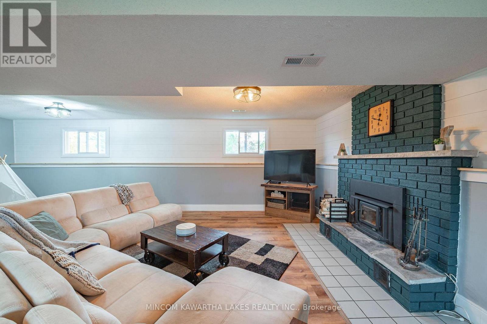 944 Blue Jay Street, Cavan Monaghan (Cavan Twp), Ontario  L0A 1C0 - Photo 30 - X12477636