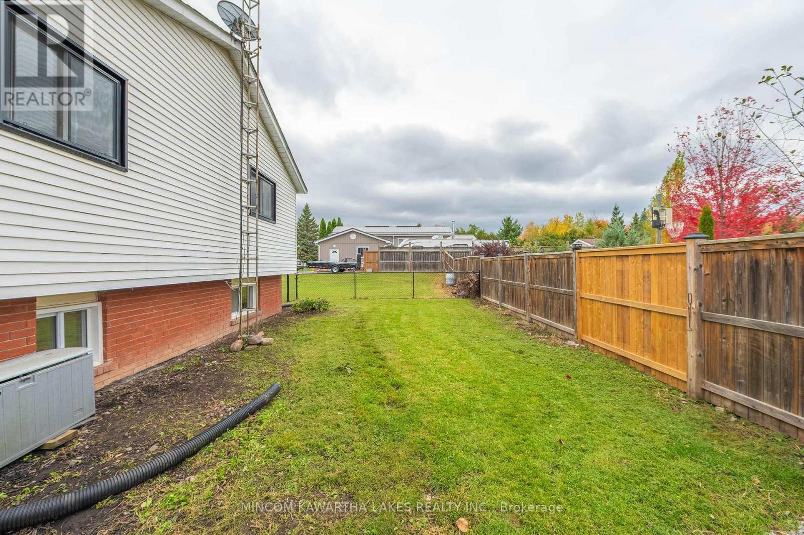 944 Blue Jay Street, Cavan Monaghan (Cavan Twp), Ontario  L0A 1C0 - Photo 41 - X12477636