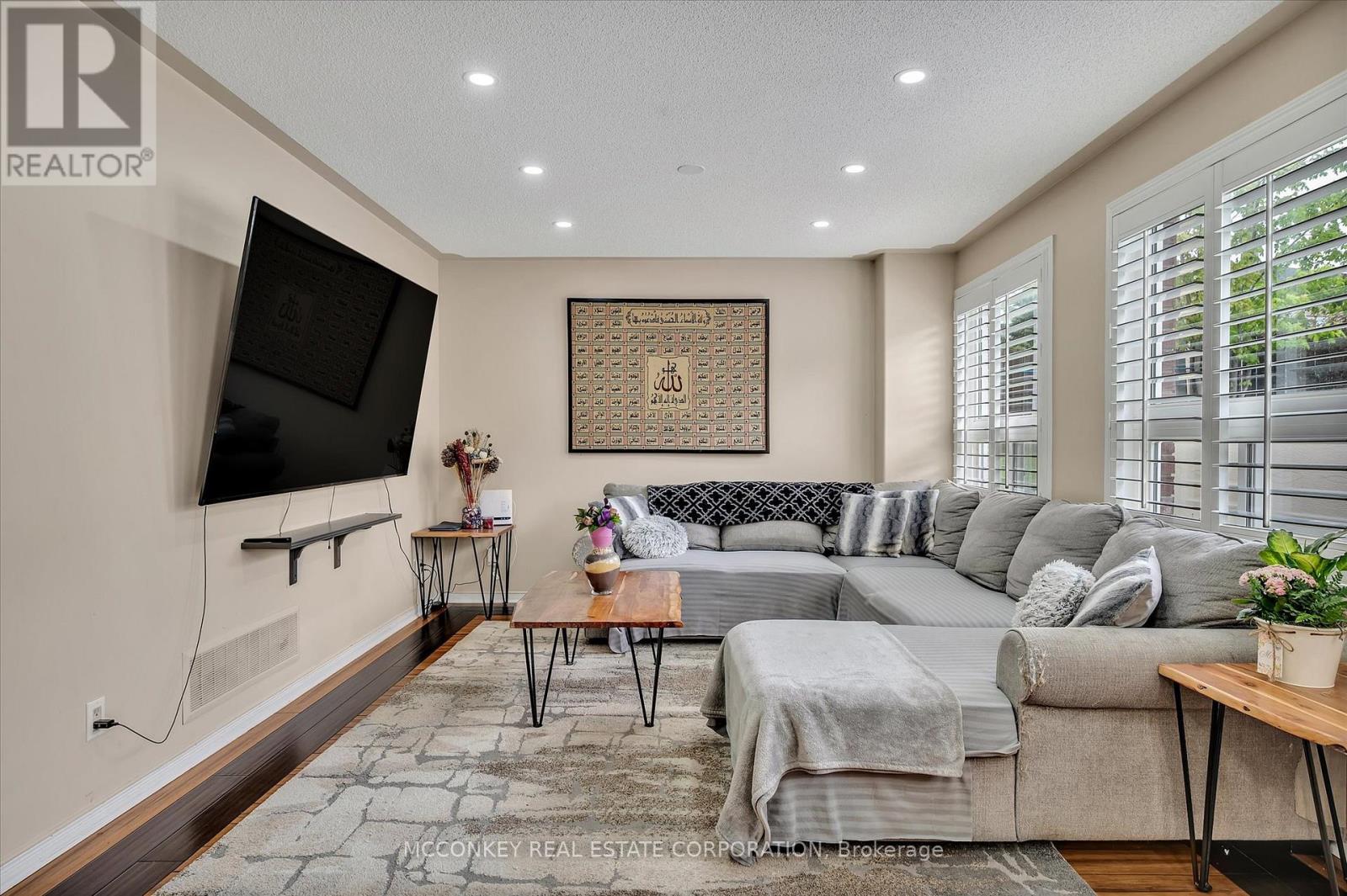 609 Ackerman Crescent, Peterborough (Monaghan Ward 2), Ontario  K9K 2S5 - Photo 16 - X12477734