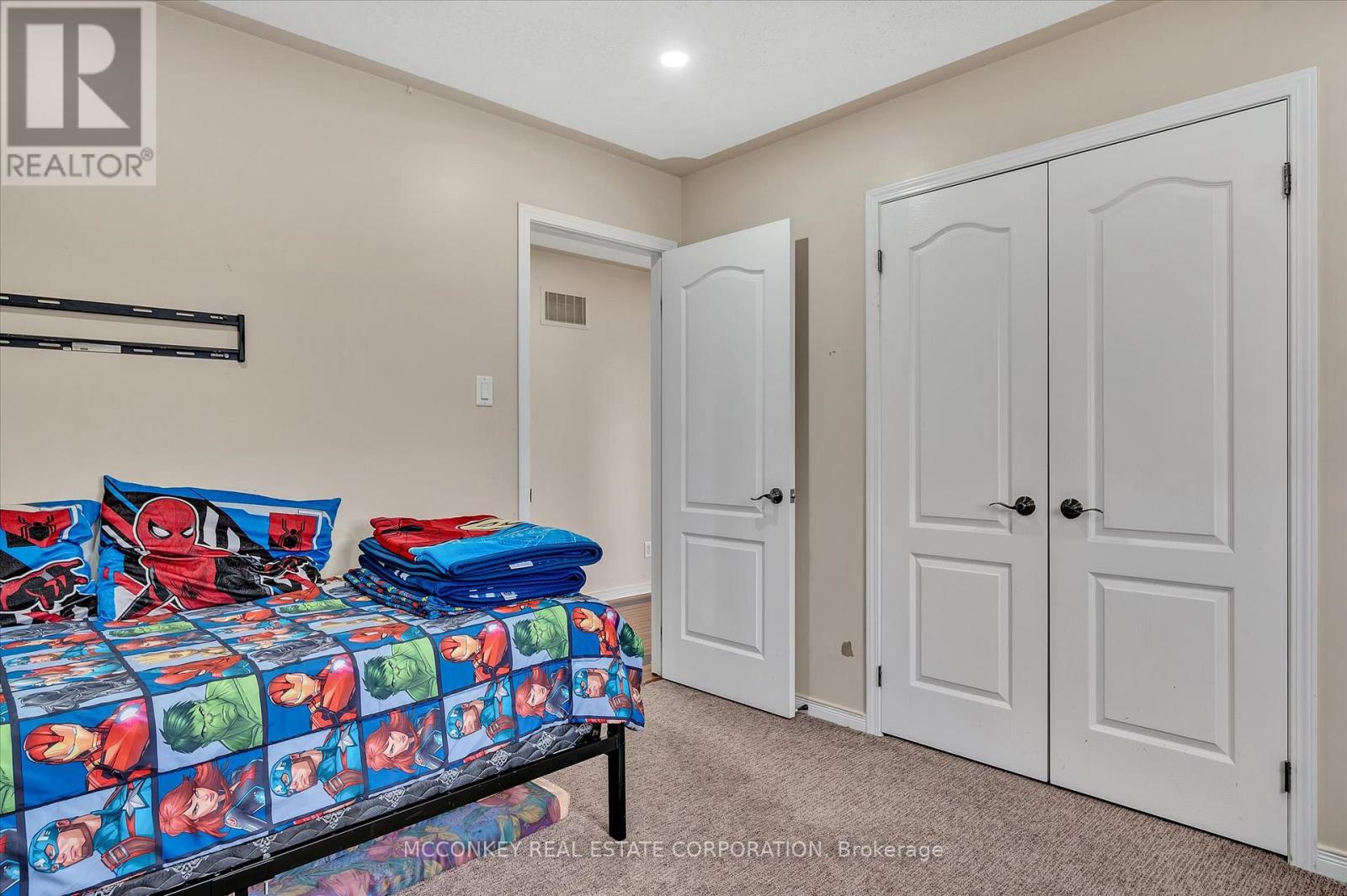 609 Ackerman Crescent, Peterborough (Monaghan Ward 2), Ontario  K9K 2S5 - Photo 35 - X12477734