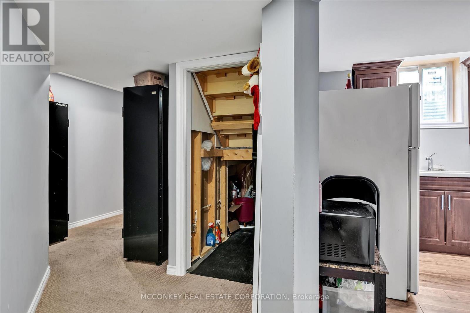 609 Ackerman Crescent, Peterborough (Monaghan Ward 2), Ontario  K9K 2S5 - Photo 37 - X12477734