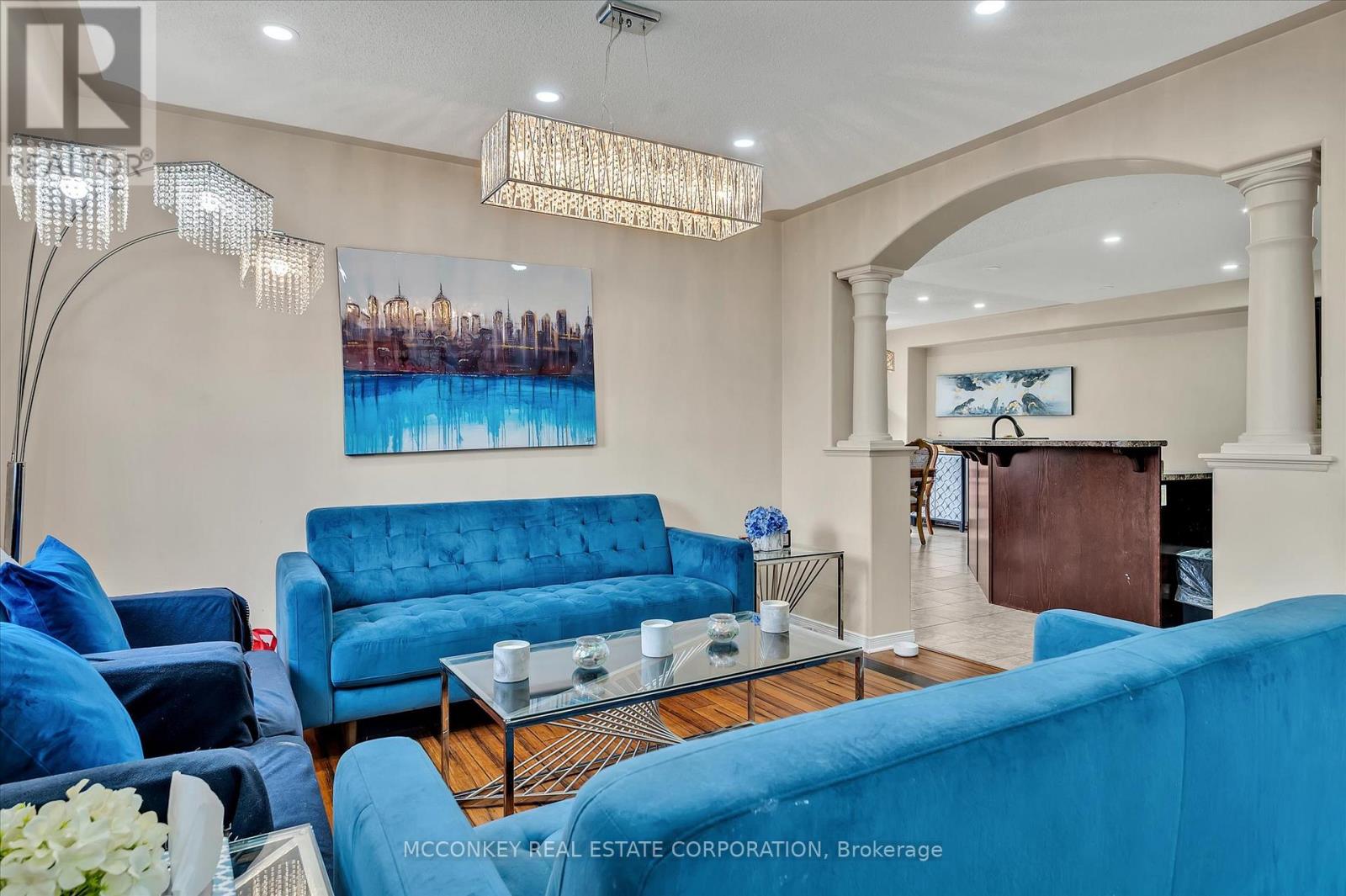 609 Ackerman Crescent, Peterborough (Monaghan Ward 2), Ontario  K9K 2S5 - Photo 8 - X12477734