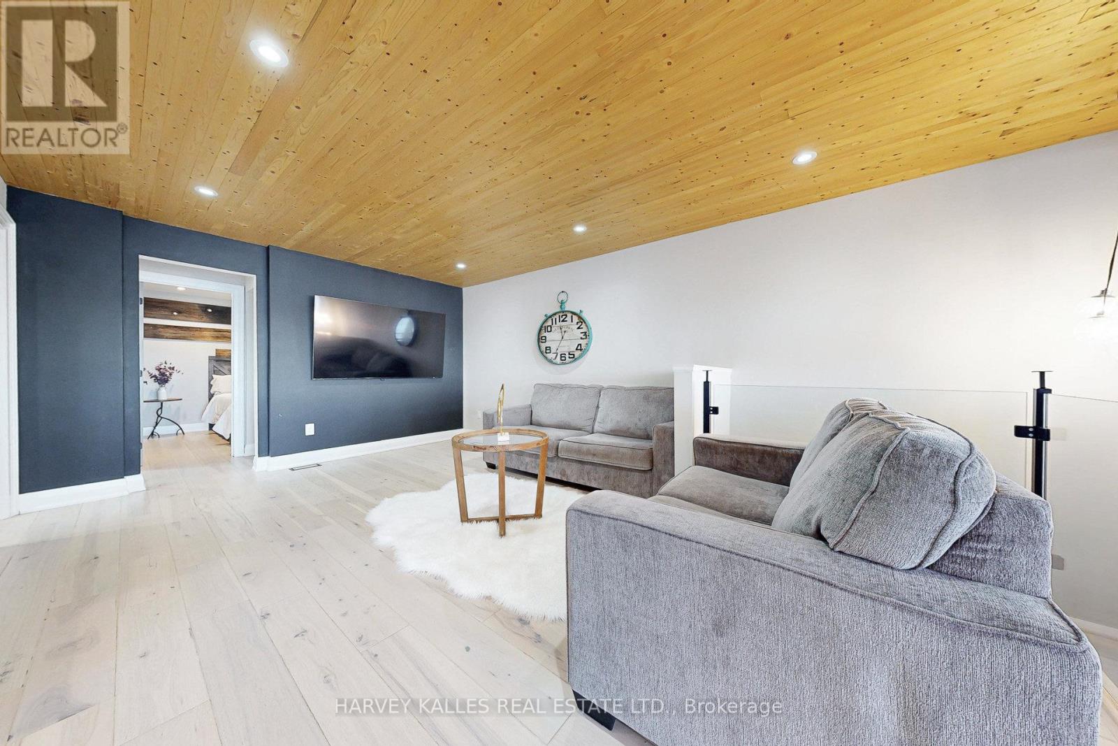 1 Mcgill Drive, Kawartha Lakes (Manvers), Ontario  K9V 4R4 - Photo 10 - X12477863